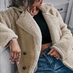 NWOT Cozy Teddy Coat Size Small MISSING ONE BUTTON
